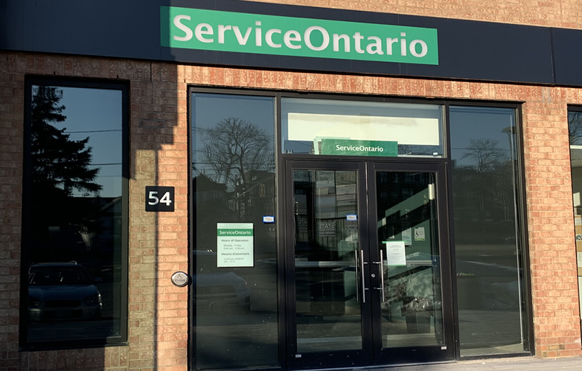 Front Store of ServiceOntario 